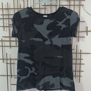 Free People- WE THE FREE t-shirt, size XS, black and grey camo